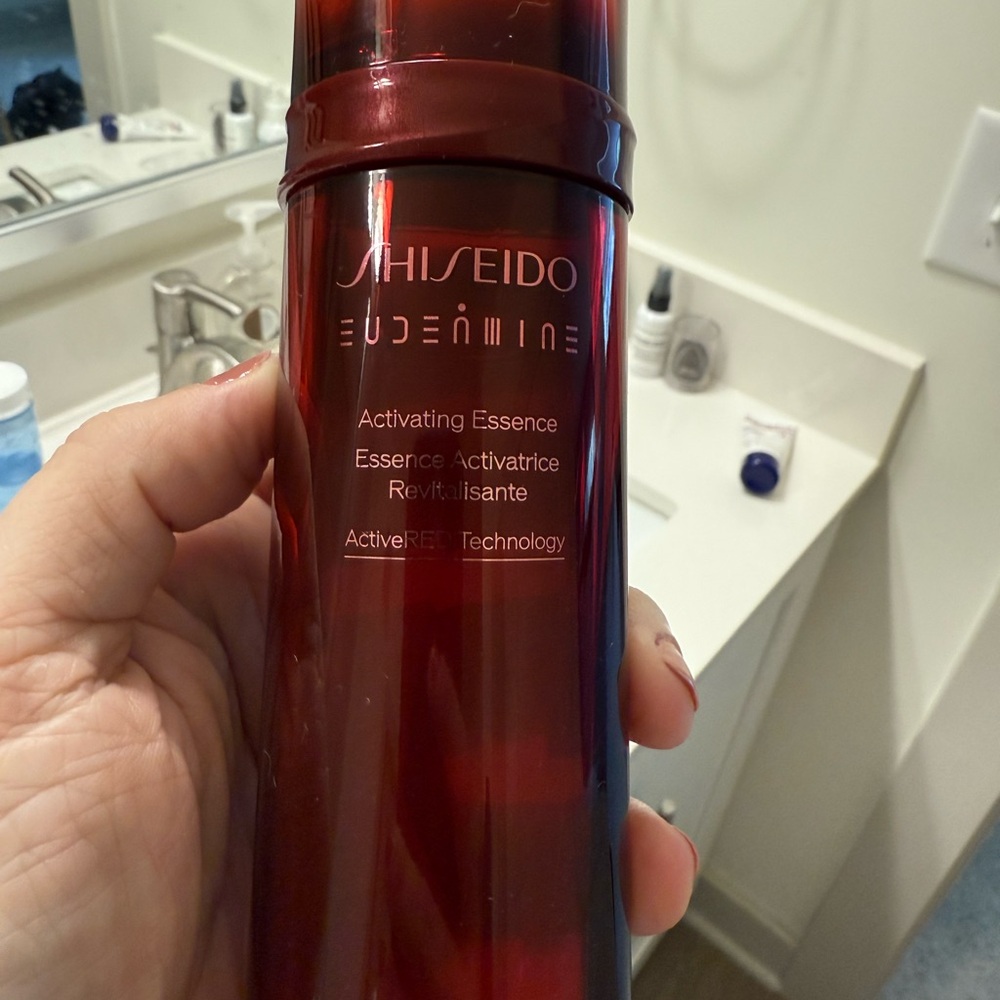 Shiseido Essence - Picture 3 of 4
